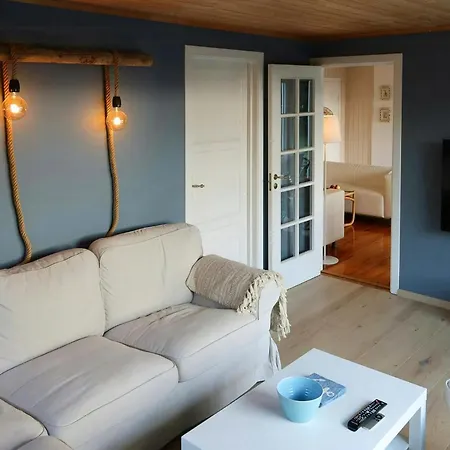 Summer With Sea View In Southern Norway *